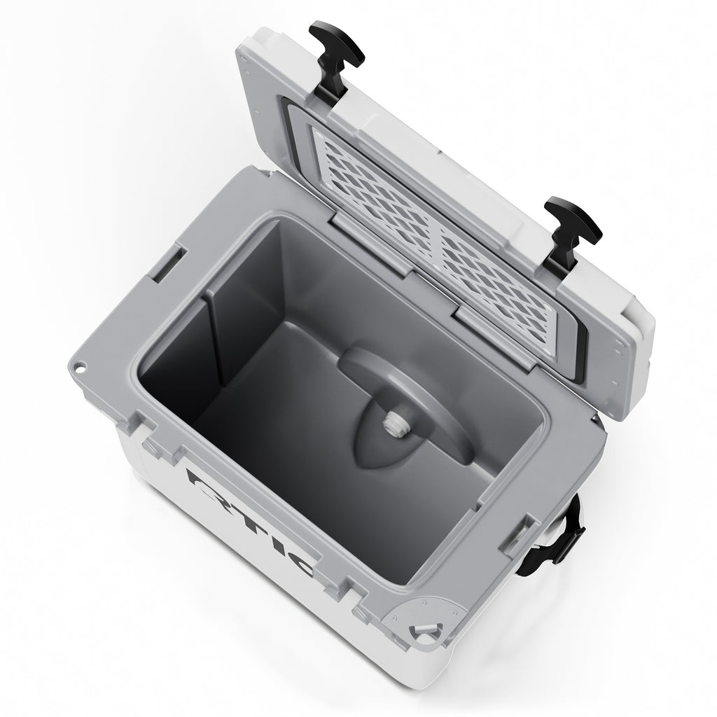 22 QT Ultra-Light Cooler #009BO