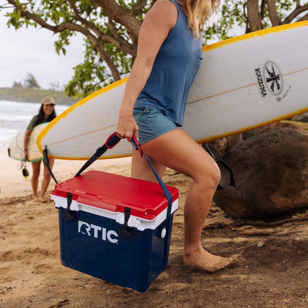 22 QT Ultra-Light Cooler #009BO