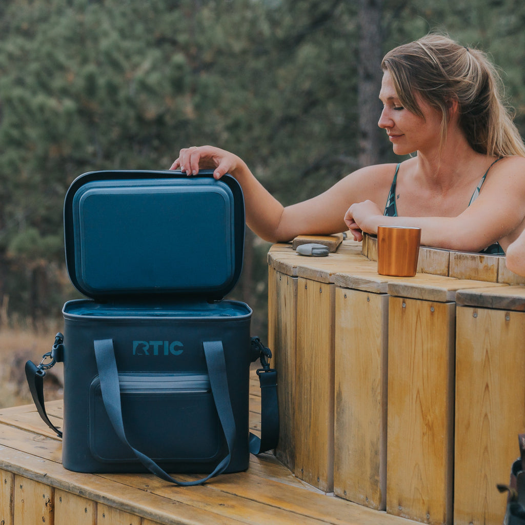 Ultra-Tough Soft Cooler Pro #001AO