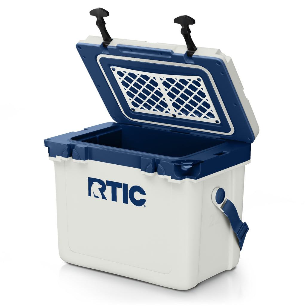 22 QT Ultra-Light Cooler #009BO